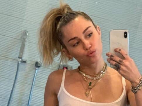 Miley Cyrus shockeert volgers met goocheltruc op foto