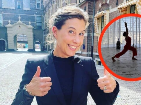 Wow_ Politiek verslaggeefster Floor Bremer gooit haar benen wijd op nooit eerder vertoonde foto's